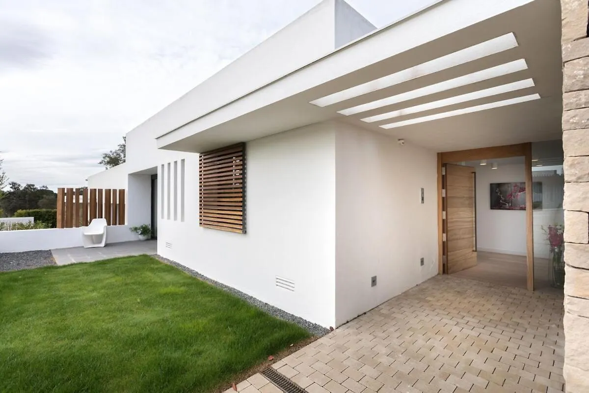 4-Bed Luxury Villa 5-Star Resort 卡尔德斯德马拉维亚