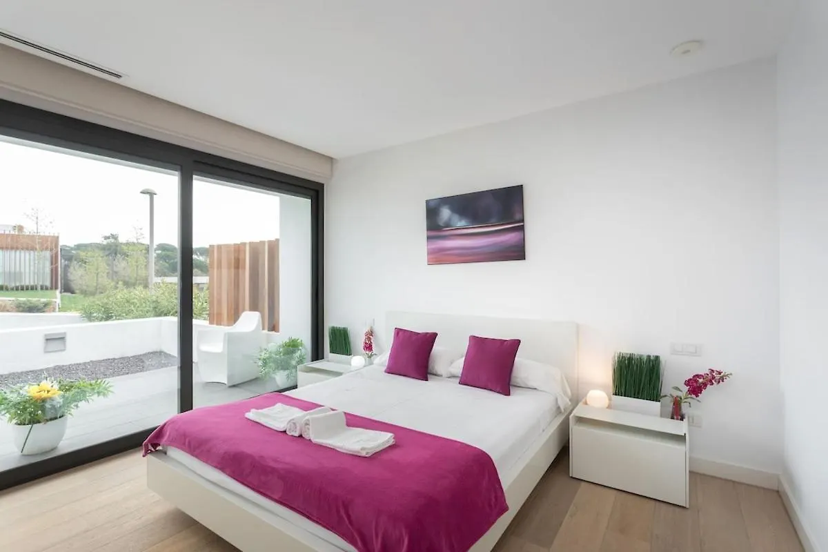4-Bed Luxury Villa 5-Star Resort 卡尔德斯德马拉维亚