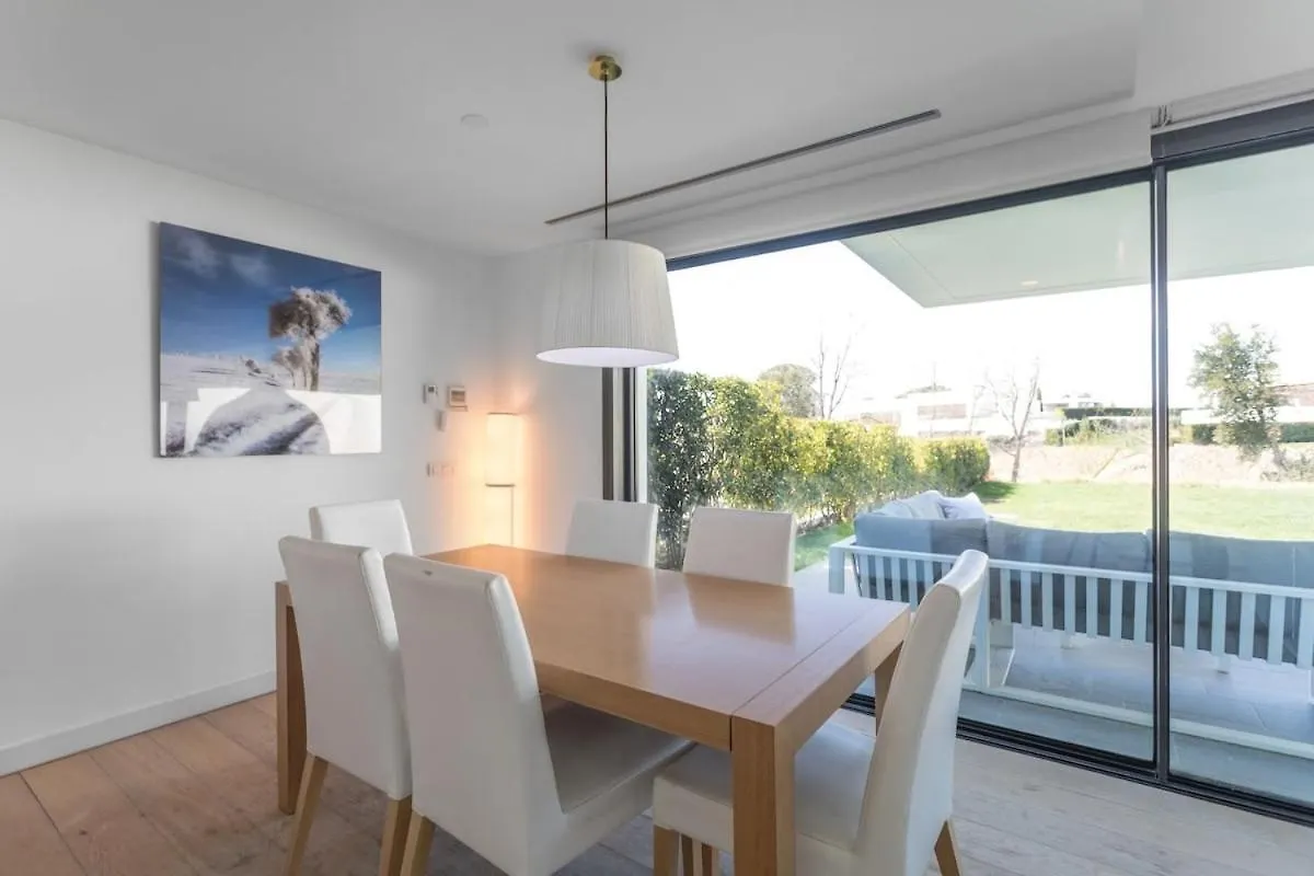 4-Bed Luxury Villa 5-Star Resort 卡尔德斯德马拉维亚